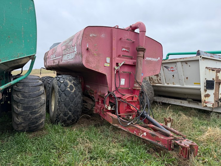#1033-•-jamesway-ultra-trac-manure-tanker-(fennimore,-wi)-image-5