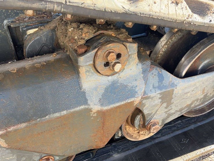 2021-bobcat-t870-image-18