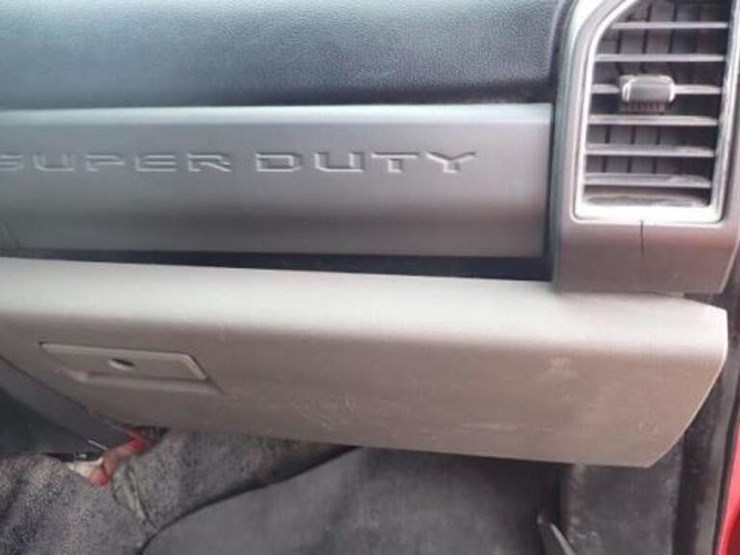 ford-f350-xlt-image-47