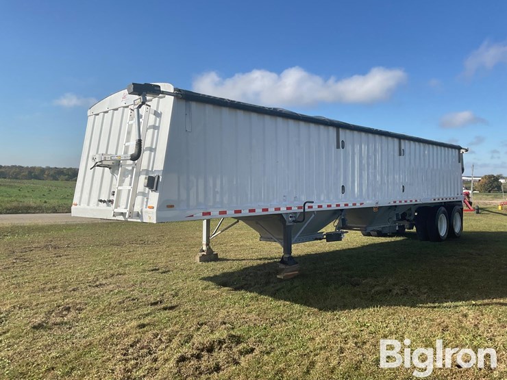 2005-jet-hopper-image-1