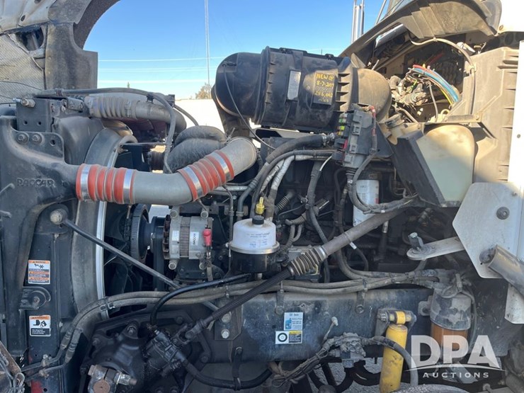 kenworth-t800-image-13