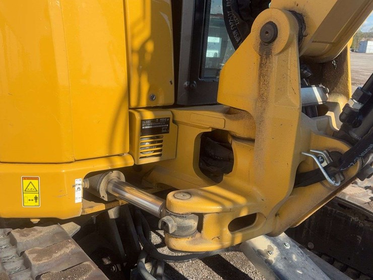 2021-caterpillar-305e2-cr-image-14
