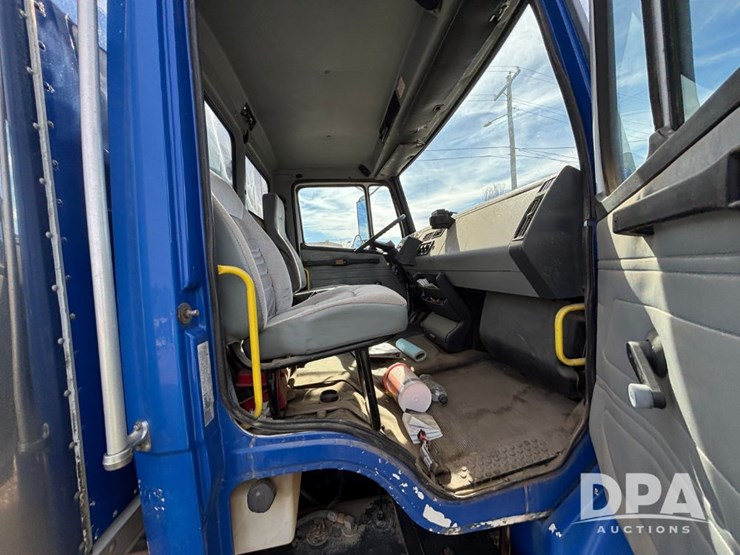 freightliner-fl106-image-66