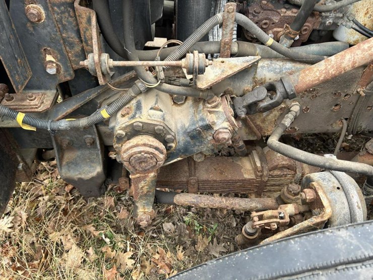 international-4700-image-31