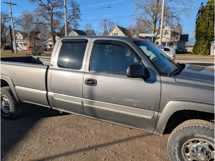 2007-chevrolet-2500-image-5