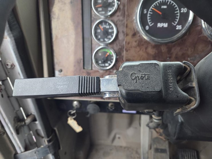 2007-international-paystar-5600i-image-74