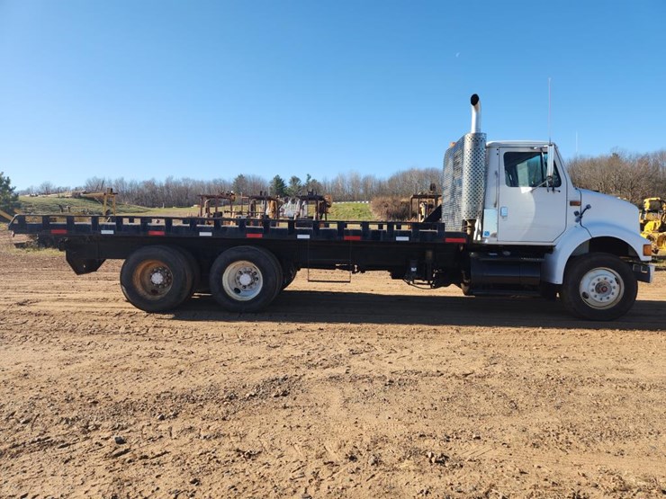 international-8100-image-6