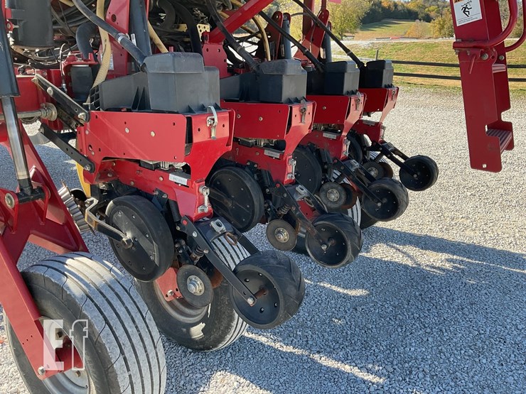 case-ih-1250-image-23