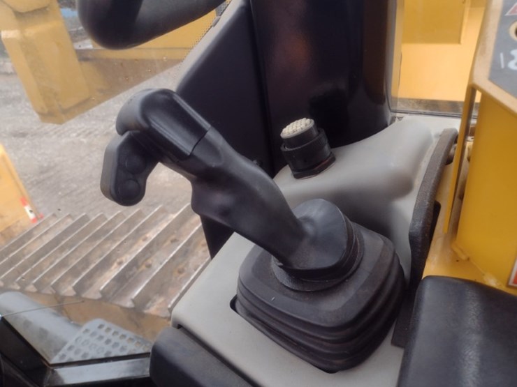 caterpillar-d6n-lgp-image-10