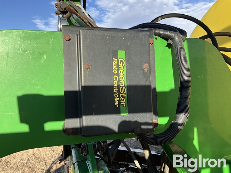 2014-john-deere-2510l-image-13