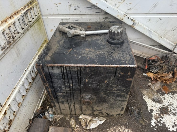 2011-ford-f550-image-21