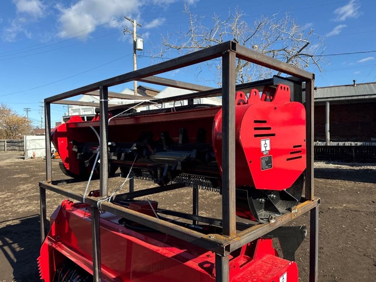 new-giyi-co-72in-hydraulic-skidloader-mulcher-attachment-image-1