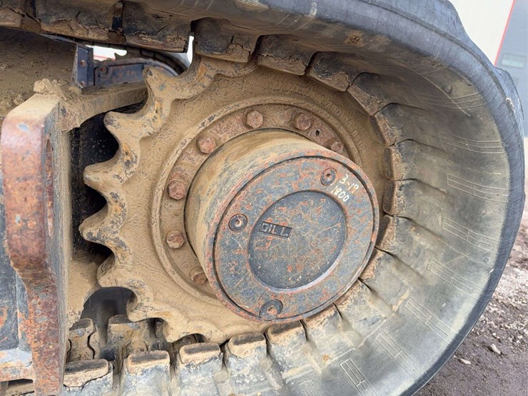 2016-bobcat-e85-image-6