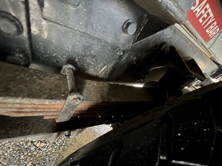 2013-international-7500-s/a-dump-truck-image-19