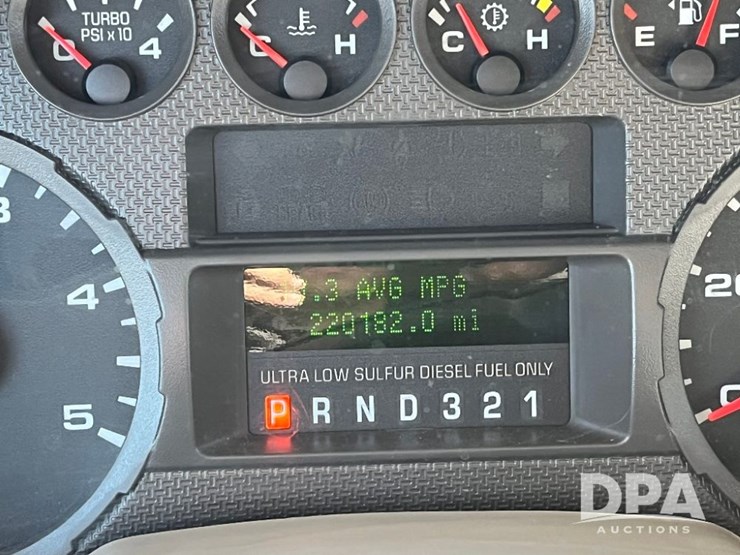 ford-f550-xl-image-45