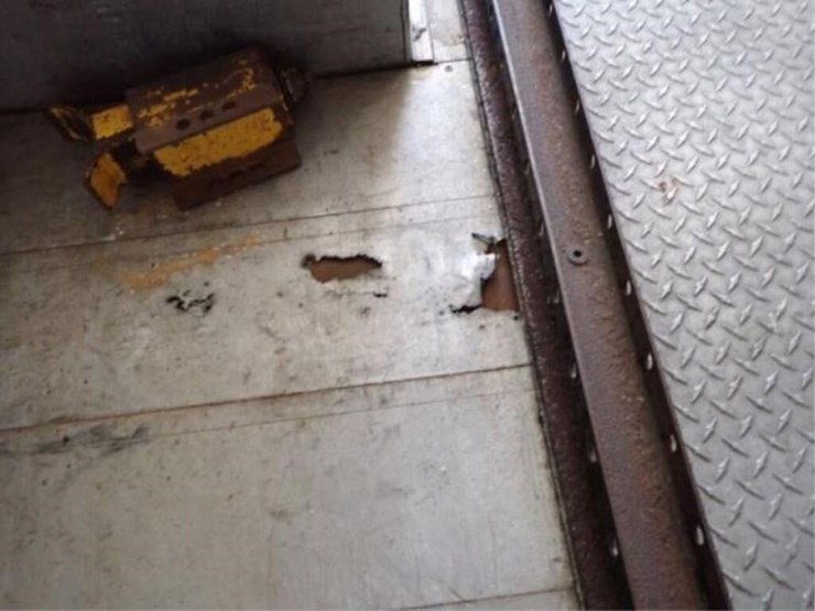 2015-freightliner-mt55-image-42