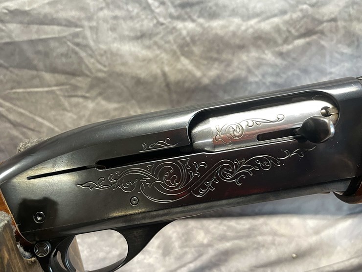 #2357-•-remington-model-1100-12-ga.-semi-auto-shotgun,-sn:-m053220v-image-13