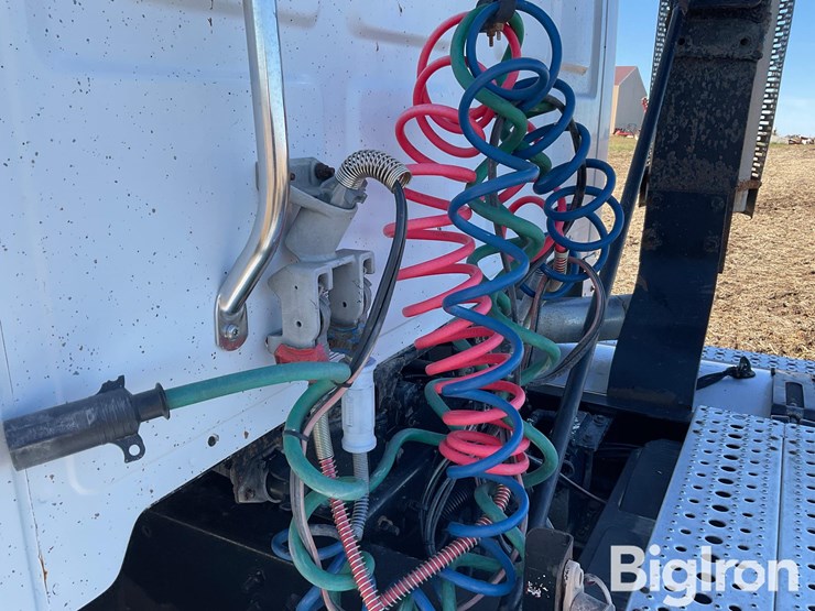 2007-sterling-at9500-image-9