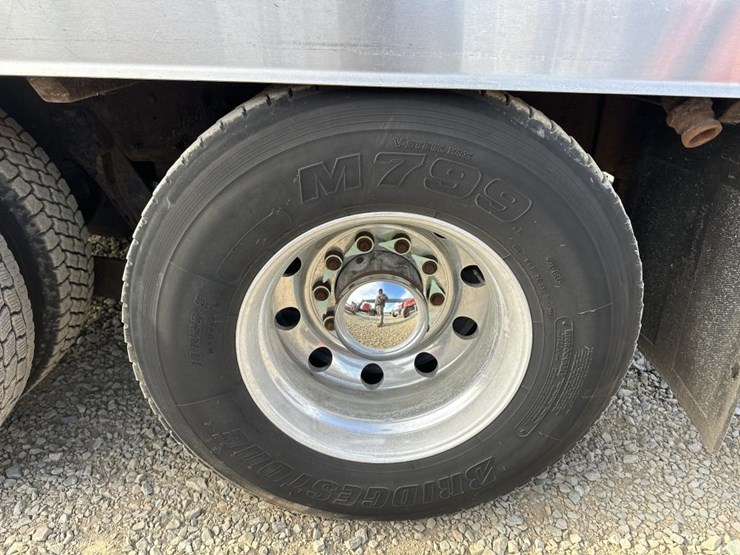 2005-kenworth-t800-image-71