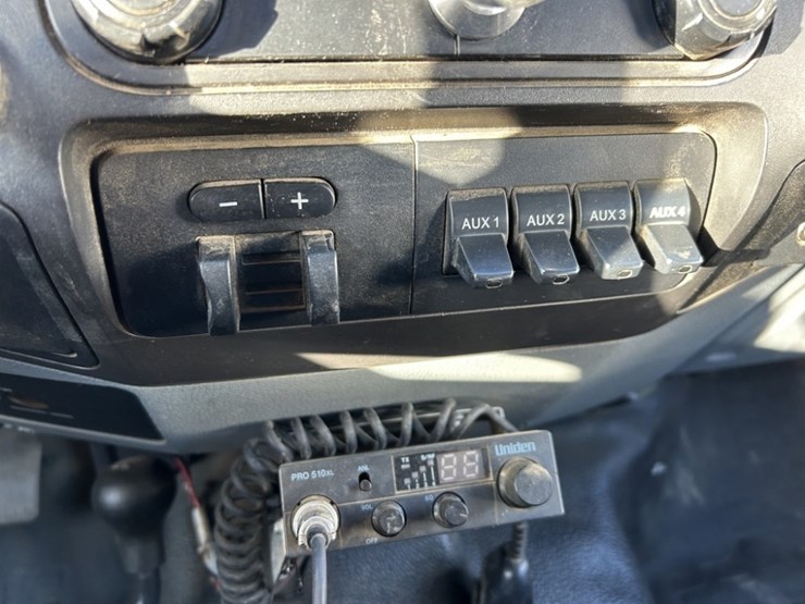 2014-ford-f450-sd-image-22