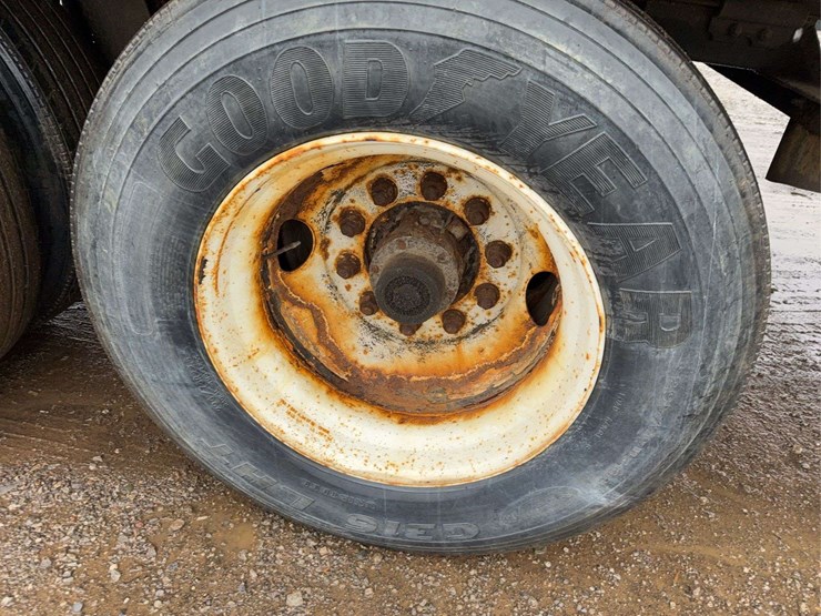 2005-strick-trailer-image-7