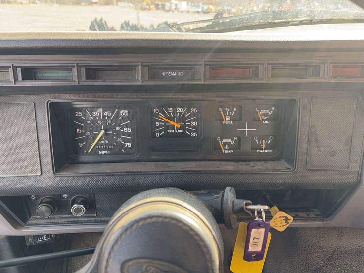 1998-ford-f800-image-33