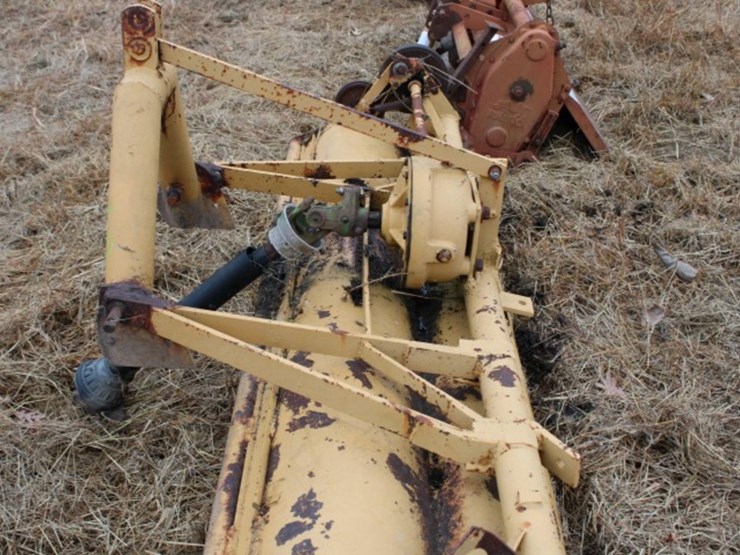 6'-flailing-mower-3-pt-hitch-image-2