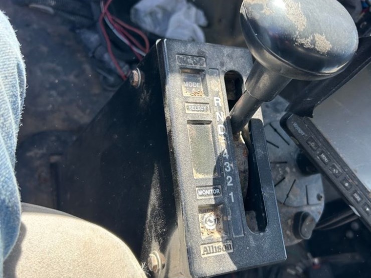 sterling-l8500-image-17