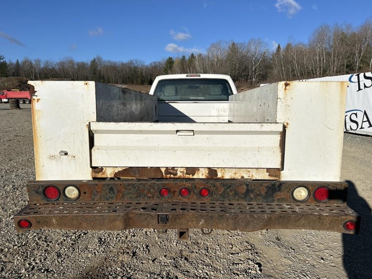 2011-ford-f350-image-4