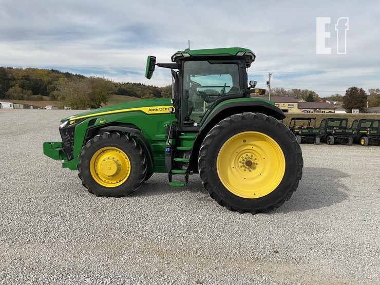 john-deere-8r-250-image-1