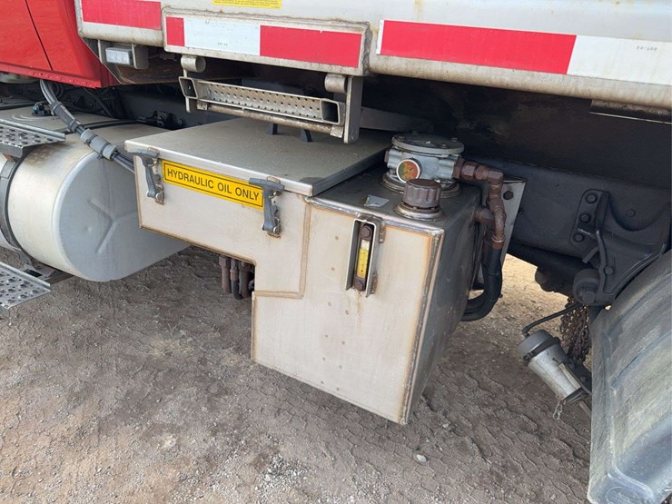 2013-international-workstar-7400-image-25