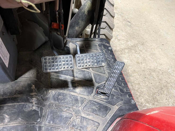 massey-ferguson-1533-image-30