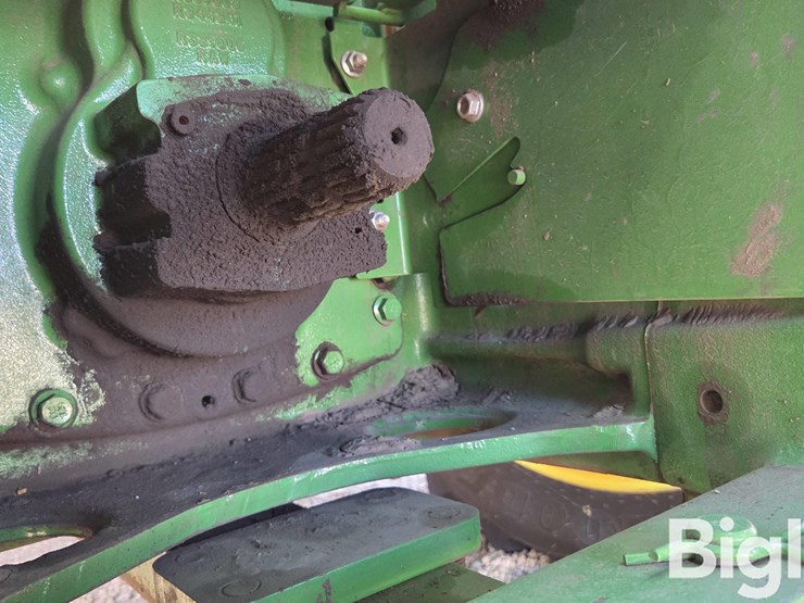 john-deere-8270r-image-17