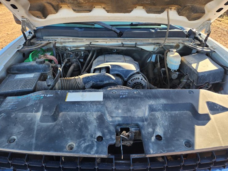 2009-chevrolet-3500-image-36