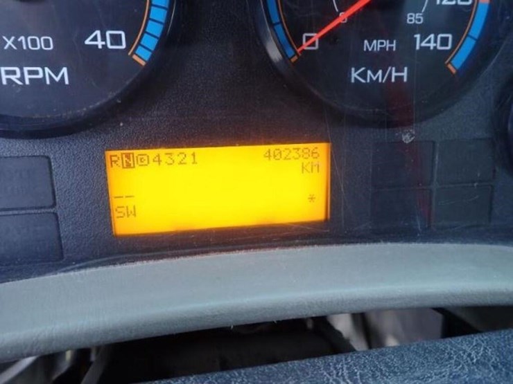 2011-international-4400-sba-image-20