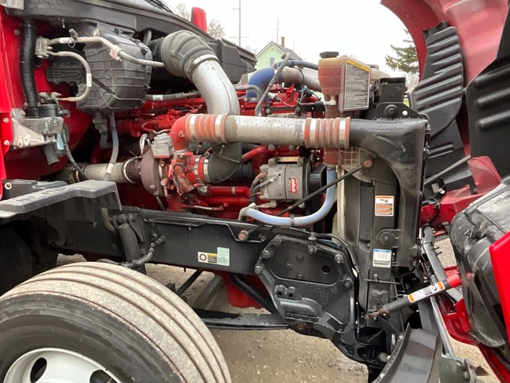 2020-kenworth-t680-image-22