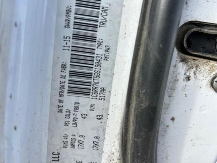 2016-dodge-1500-image-5