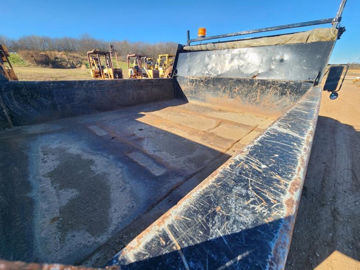 2007-chevrolet-3500-image-28