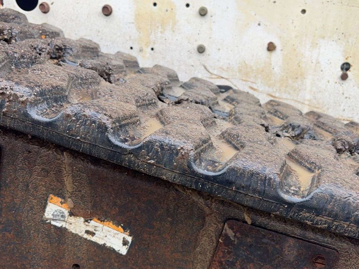 bobcat-t300-image-15