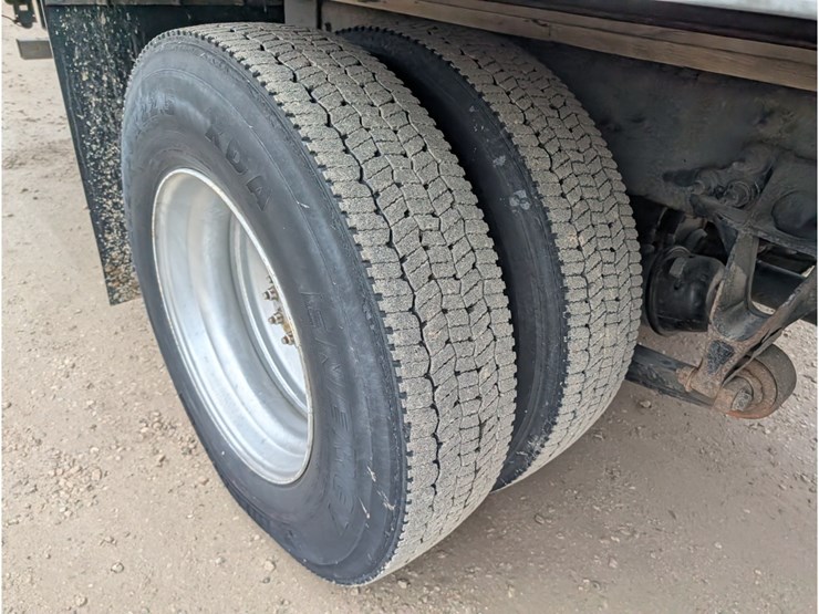 2015-international-durastar-4300-image-6