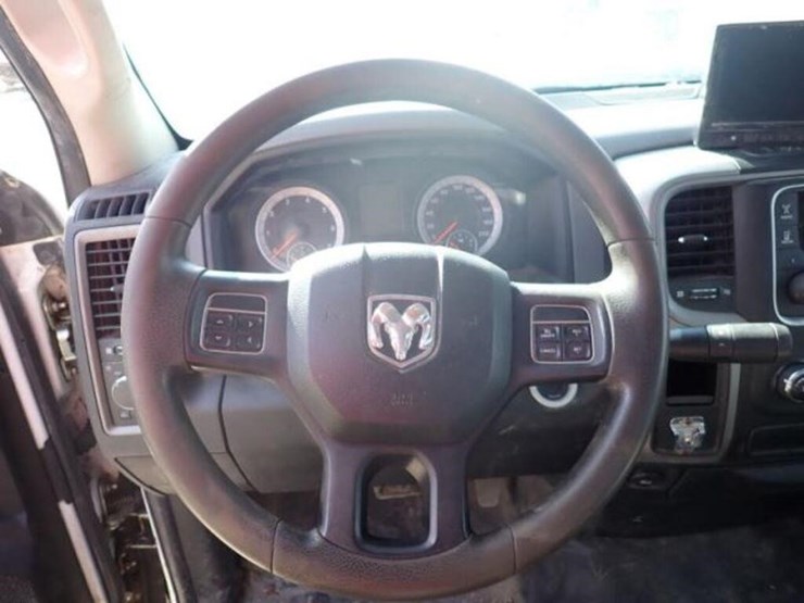 2013-dodge-ram-1500-image-19