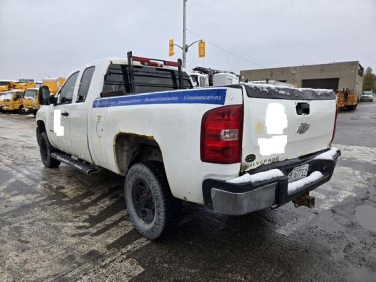 2007-chevrolet-2500-image-8