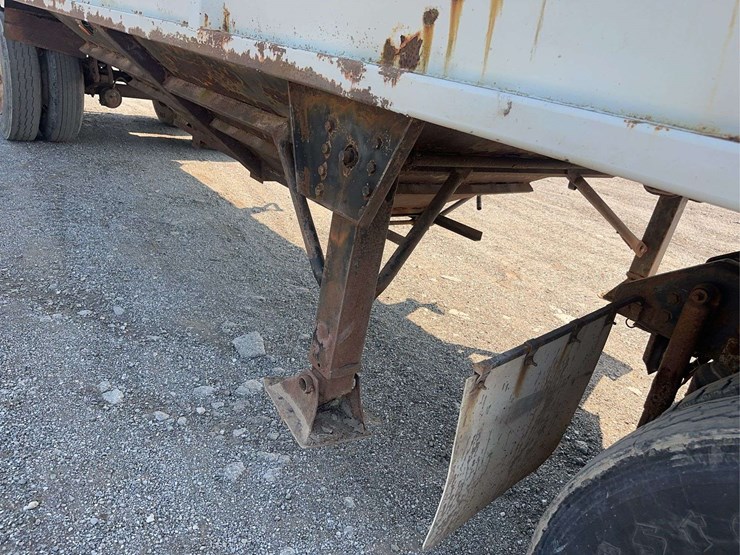 1995-wheeler-gh2-hopper-bottom-trailer-image-27