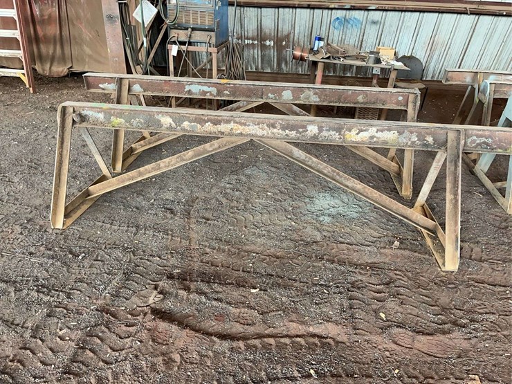 (2)-steel-saw-horses-image-2