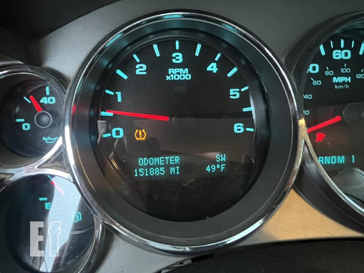 chevrolet-silverado-2500hd-lt-image-30