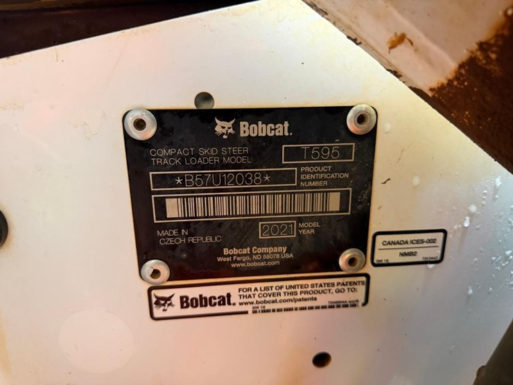 2021-bobcat-t595-image-31