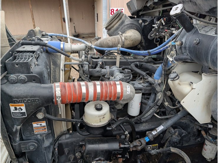 2012-kenworth-t370-image-15