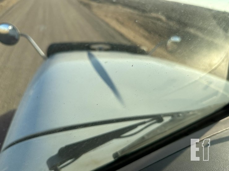 2014-peterbilt-386-image-29