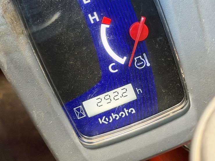 2023-kubota-ssv75hc-skid-steer-loader-image-18