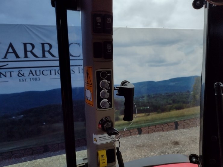 massey-ferguson-6713-image-12